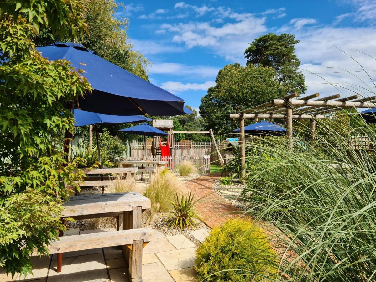 Hotel The Red Lion Kilsby Exterior foto